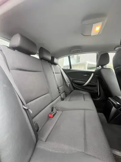 BMW 116 2011 - 14000 EUR, 184987 km - AUTO.MOTO.pt - 184987km - foto 19 de 26