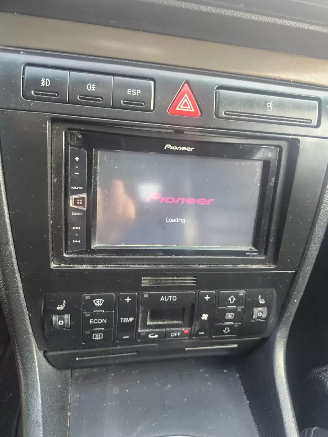 Audi A4 Avant 2001 - 2250 EUR, 372500 km - 372500km - foto 4 de 17
