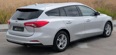 Ford Focus SW 2019 - 8900 EUR, 205714 km - AUTO.MOTO.pt - 205714km - foto 10 de 22