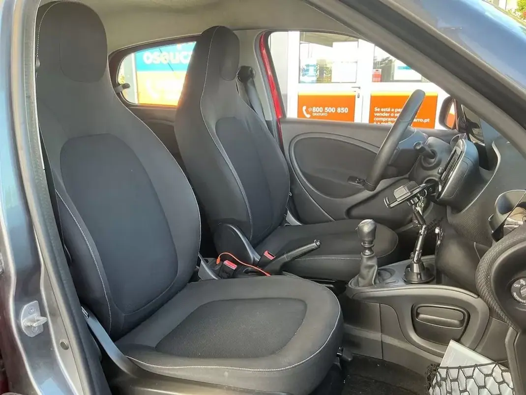 Smart ForFour 2016 - 9490 EUR, 134705 km - 134705km - foto 8 de 9