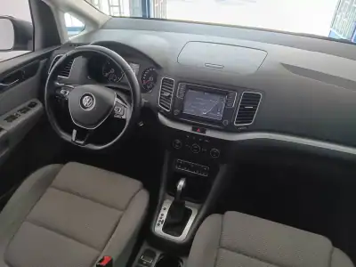Volkswagen Sharan 2018 - 24950 EUR, 134000 km - AUTO.MOTO.pt - 134000km - foto 18 de 18
