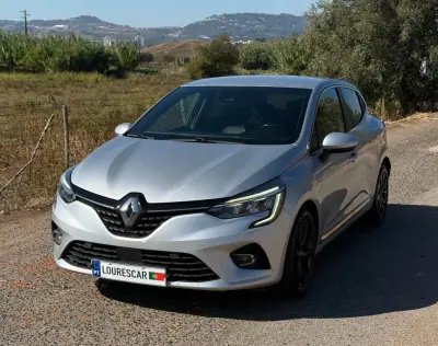 Renault Clio 2020 - 13480 EUR, 93000 km - AUTO.MOTO.pt - 93000km - foto 4 de 33