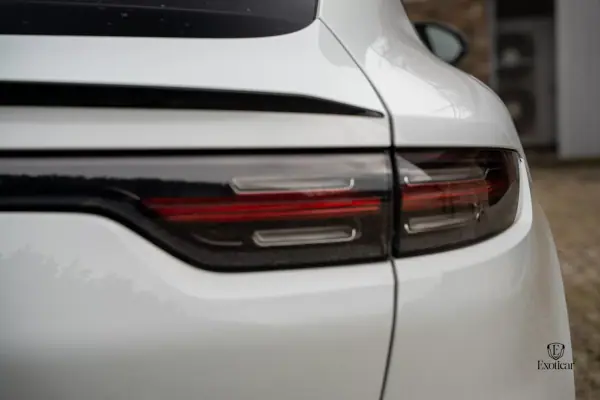 Porsche Cayenne Coupé 2022 - 108888 EUR, 92000 km - AUTO.MOTO.pt - 92000km - foto 37 de 65