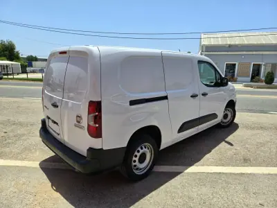 Fiat DOBLÒ VAN L2 BLUEHDI 1.5 100CV S&S 2023 - 16000 EUR, 168073 km - AUTO.MOTO.pt - 168073km - foto 2 de 10