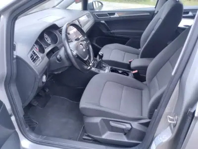 Volkswagen Golf 2019 - 14750 EUR, 150000 km - AUTO.MOTO.pt - 150000km - foto 20 de 30
