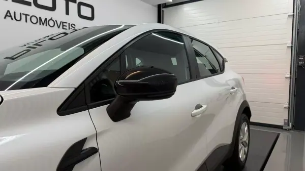 Renault Captur 2021 - 13990 EUR, 167491 km - AUTO.MOTO.pt - 167491km - foto 7 de 29