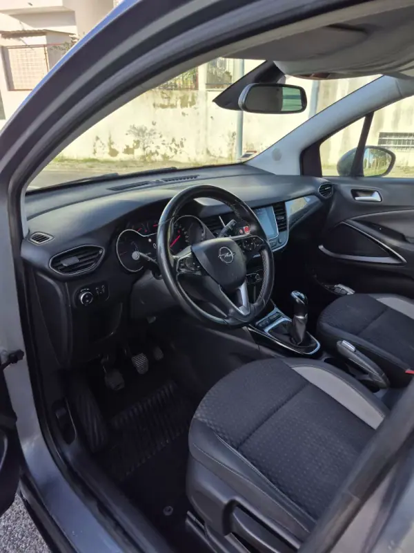 Opel Crossland X 2019 - 10450 EUR, 147430 km - AUTO.MOTO.pt - 147430km - foto 10 de 19