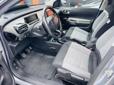 Citroën C4 Cactus 2020 - 12950 EUR, 83540 km - AUTO.MOTO.pt - 83540km - foto 8 de 12