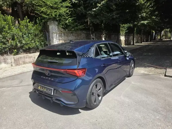 Cupra Born 2022 - 24499 EUR, 88036 km - AUTO.MOTO.pt - 88036km - foto 13 de 53