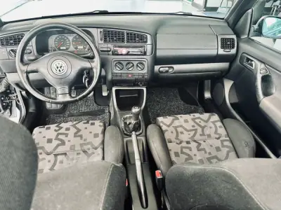 Volkswagen Golf Cabriolet 1999 - 4990 EUR, 143000 km - 143000km - foto 18 de 22