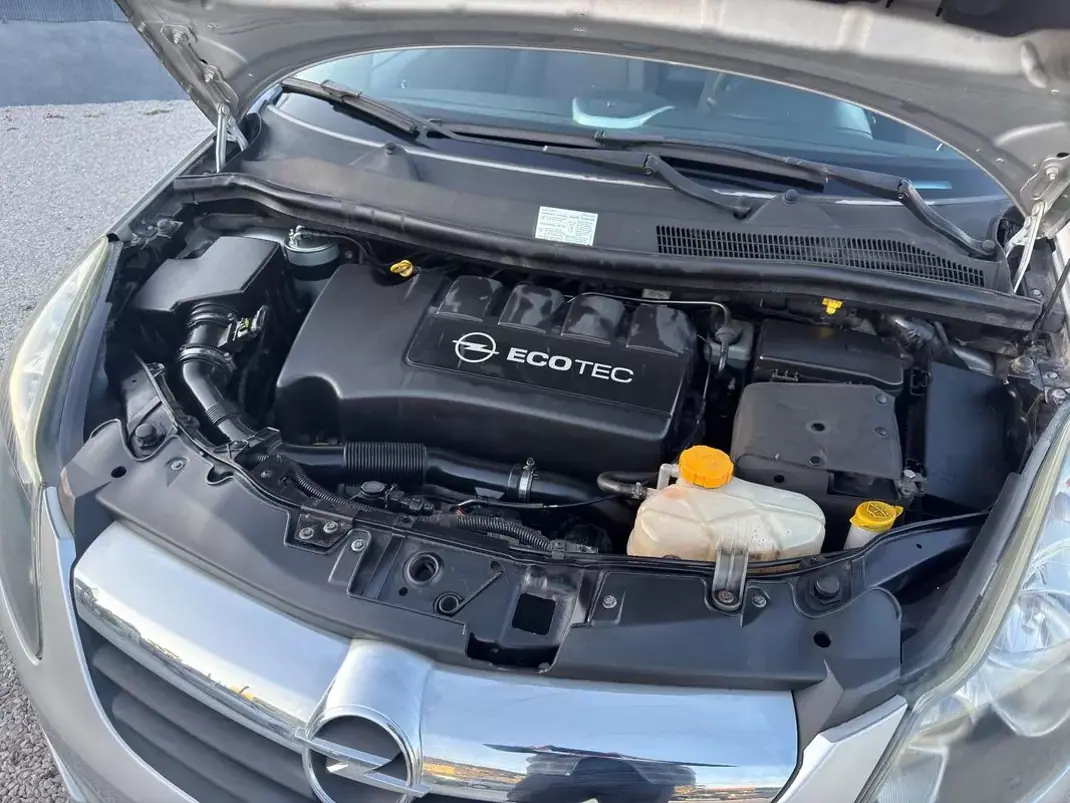 Opel 2007 - 4250 EUR, 139900 km - AUTO.MOTO.pt - 139900km - foto 14 de 17