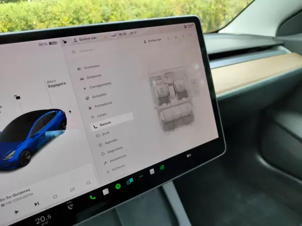 Tesla Model 3 2021 - 25990 EUR, 100000 km - AUTO.MOTO.pt - 100000km - foto 44 de 46