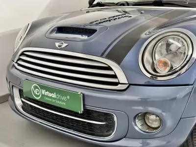 MINI 3 Portas 2010 - 7950 EUR, 181000 km - 181000km - foto 18 de 41