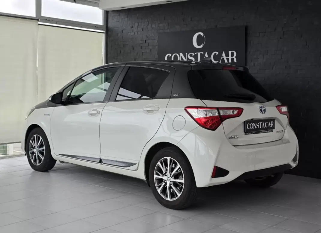 Toyota Yaris 2020 - 18950 EUR, 77356 km - AUTO.MOTO.pt - 77356km - foto 11 de 28