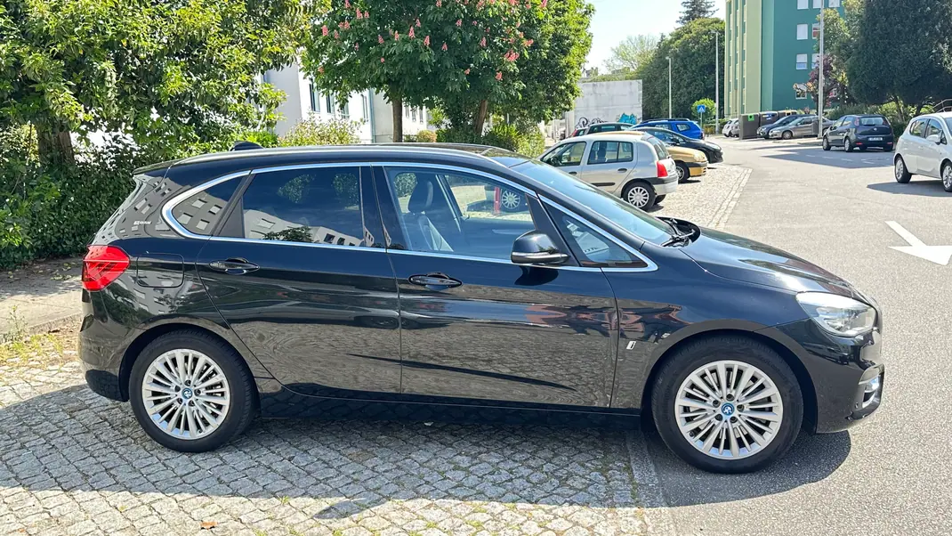 BMW 225xe Active Tourer 2016 - 17000 EUR, 116000 km - AUTO.MOTO.pt - 116000km - foto 2 de 14