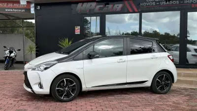 Toyota Yaris 2018 - 16990 EUR, 80000 km - AUTO.MOTO.pt - 80000km - foto 6 de 29