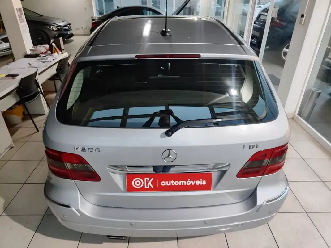 Mercedes-Benz B 200 2005 - 7250 EUR, 226300 km - AUTO.MOTO.pt - 226300km - foto 9 de 33