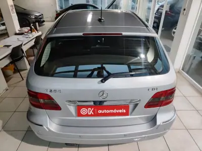 Mercedes-Benz B 200 2005 - 7250 EUR, 226300 km - AUTO.MOTO.pt - 226300km - foto 9 de 33