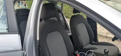 SEAT Ibiza 2018 - 10900 EUR, 184500 km - AUTO.MOTO.pt - 184500km - foto 11 de 17