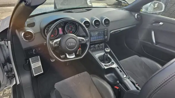 Audi TT Roadster 2007 - 14900 EUR, 151194 km - 151194km - foto 6 de 51