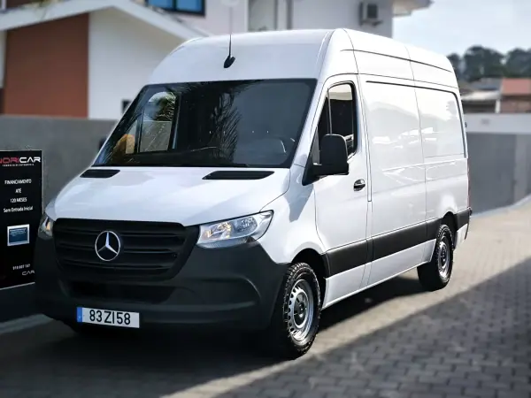Mercedes-Benz  2019