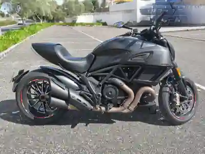 Ducati Diavel 2017 - 10950 EUR, 67000 km - foto 3 de 5