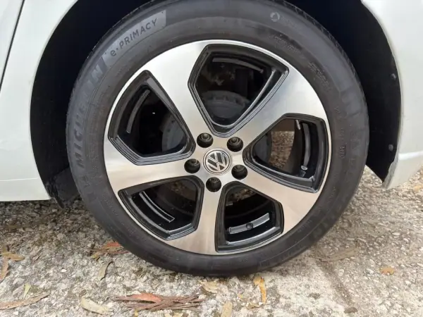 Volkswagen Polo 2022 - 13900 EUR, 129000 km - AUTO.MOTO.pt - 129000km - foto 13 de 24