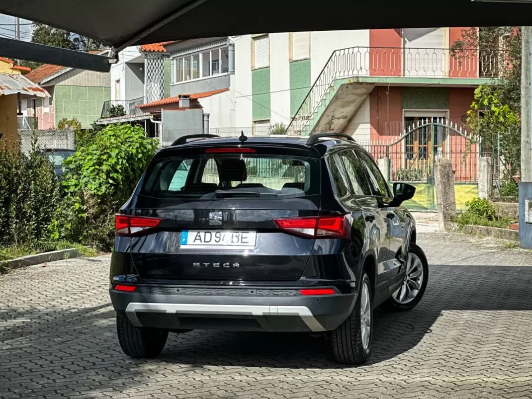 SEAT Ateca 2020 - 16990 EUR, 180000 km - AUTO.MOTO.pt - 180000km - foto 2 de 12