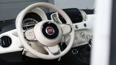 Fiat 500 2020 - 10600 EUR, 90000 km - AUTO.MOTO.pt - 90000km - foto 10 de 26