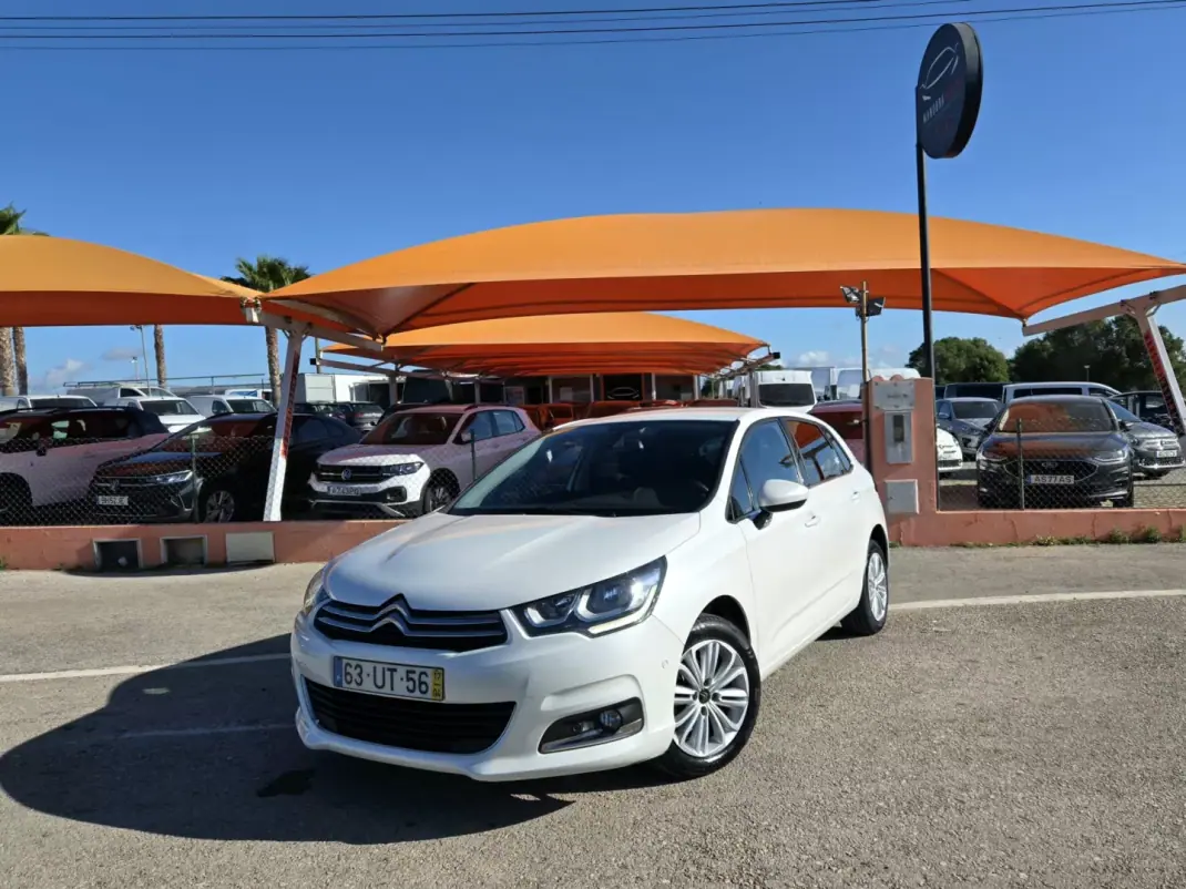 Citroën C4 2017 - 9950 EUR, 141760 km - AUTO.MOTO.pt - 141760km - foto 1 de 10