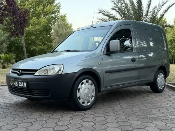 Opel COMBO 2011 - 8965 EUR, 85000 km - AUTO.MOTO.pt - 85000km - foto 4 de 33