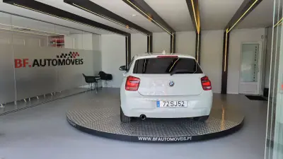 BMW 114 2013 - 9500 EUR, 212463 km - AUTO.MOTO.pt - 212463km - foto 14 de 45