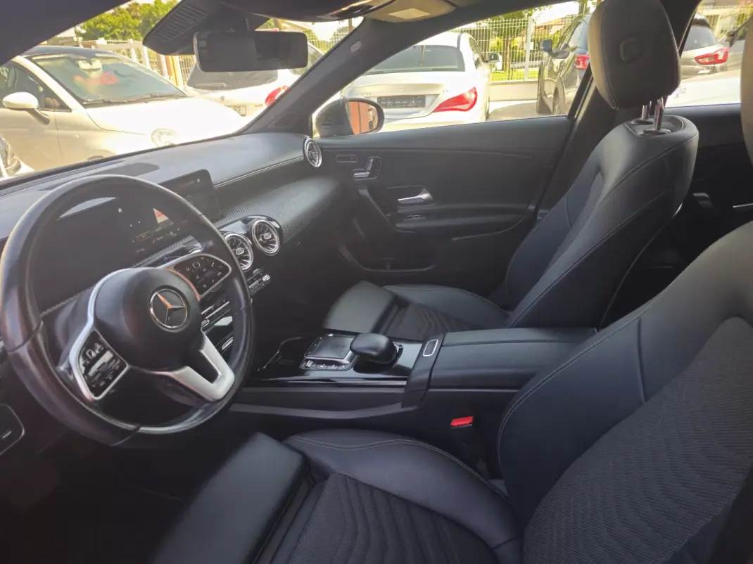 Mercedes-Benz A 250 2022 - 24500 EUR, 98000 km - 98000km - foto 8 de 16
