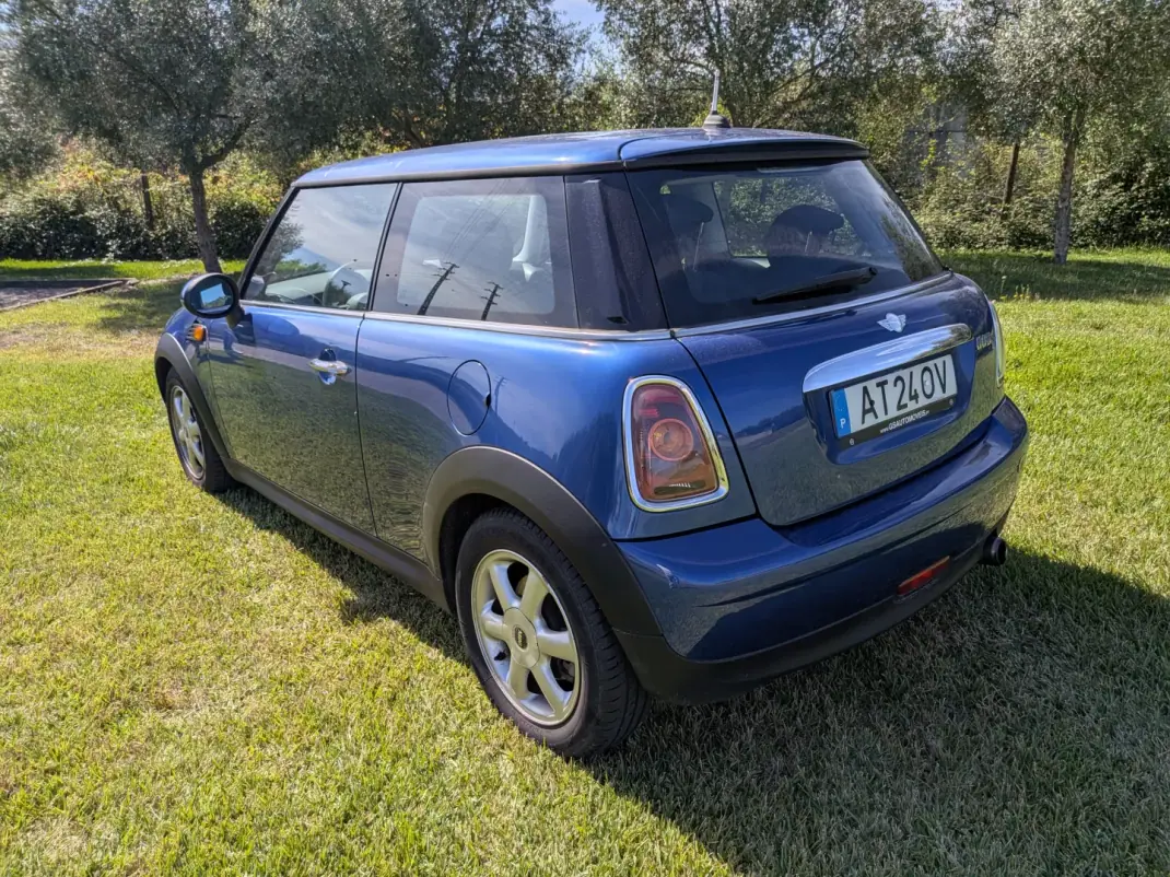 MINI Cooper 2008 - 6990 EUR, 195000 km - 195000km - foto 4 de 11