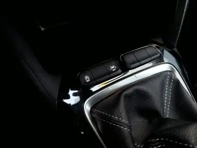 Opel Corsa 2023 - 19500 EUR, 20521 km - AUTO.MOTO.pt - 20521km - foto 21 de 24