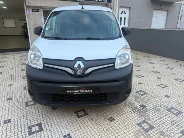 Renault Kangoo 2021 — photo 2 of 22