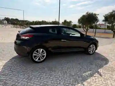Renault Mégane Coupe 2009 - 5000 EUR, 223610 km - 223610km - foto 4 de 5