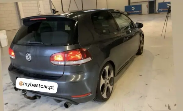 Volkswagen Golf 2011 - 14900 EUR, 171000 km - AUTO.MOTO.pt - 171000km - foto 3 de 6
