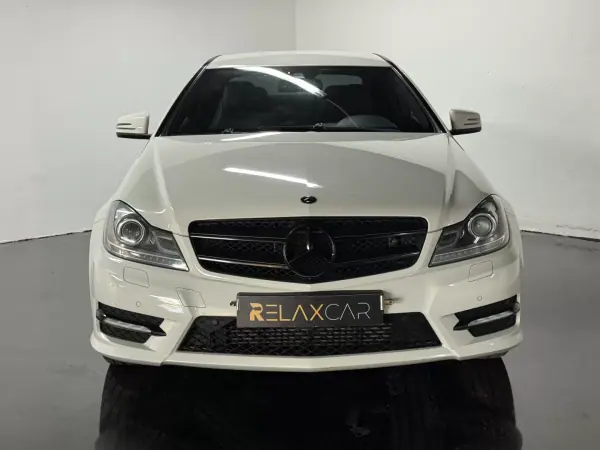 Mercedes-Benz C 250 2011 - 16990 EUR, 193000 km - AUTO.MOTO.pt - 193000km - foto 10 de 22
