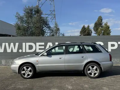 Audi A4 Avant 1996 - 2750 EUR, 445000 km - AUTO.MOTO.pt - 445000km - foto 3 de 14