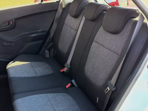 Kia Picanto 2015 - 6999 EUR, 144000 km - AUTO.MOTO.pt - 144000km - foto 14 de 15