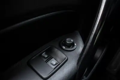 Renault Kangoo E-Tech 2020 - 9990 EUR, 57785 km - AUTO.MOTO.pt - 57785km - foto 22 de 28