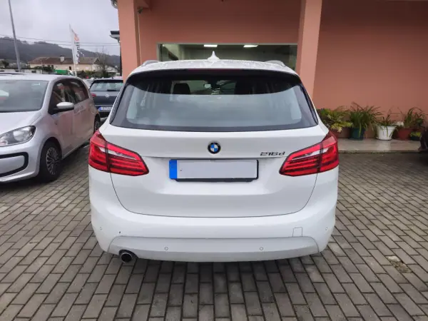 BMW 216 Active Tourer 2015 - 12500 EUR, 149000 km - AUTO.MOTO.pt - 149000km - foto 5 de 14