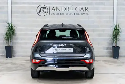 Kia e-Niro 2023 - 26950 EUR, 53564 km - AUTO.MOTO.pt - 53564km - foto 8 de 51