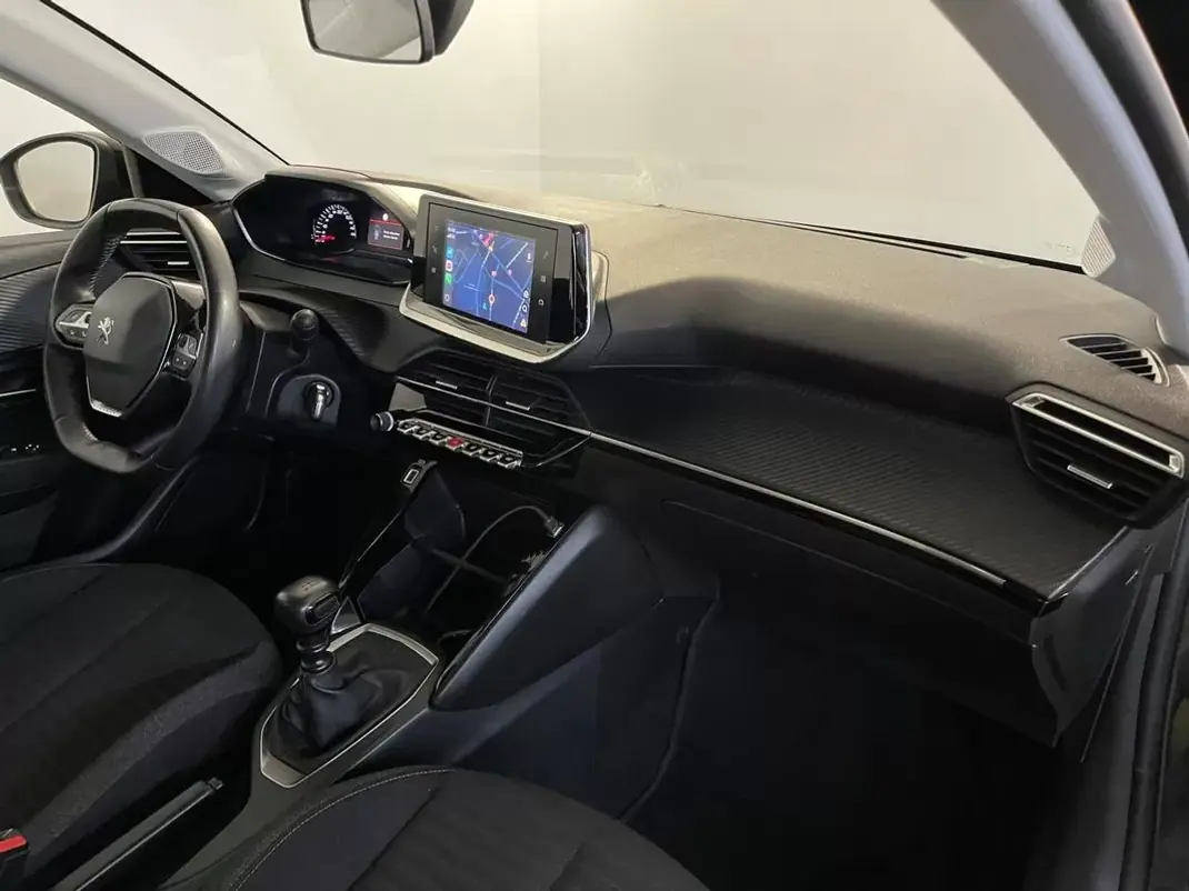 Peugeot 208 2022 - 13450 EUR, 145000 km - AUTO.MOTO.pt - 145000km - foto 13 de 29
