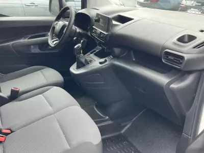 Citroën BERLINGO VAN XL 1.5 BLUE HDI 3 LUGARES 2019 - 12300 EUR, 111000 km - AUTO.MOTO.pt - 111000km - foto 9 de 10