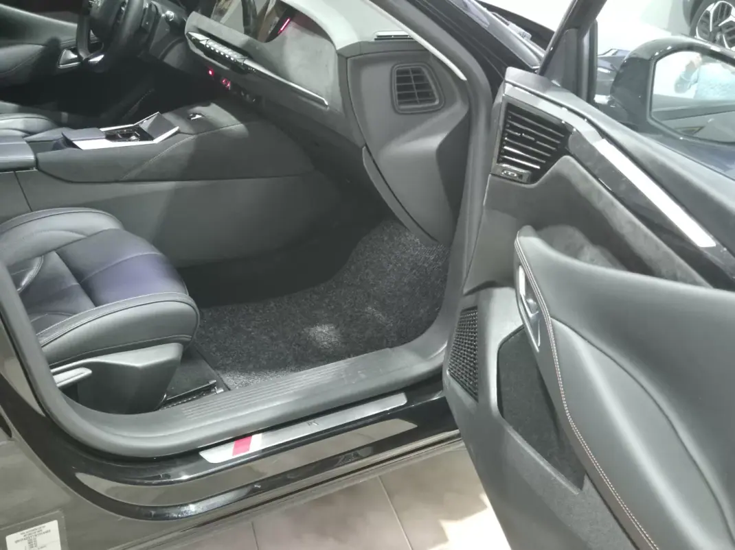 DS DS4 2022 - 29000 EUR, 60000 km - AUTO.MOTO.pt - 60000km - foto 36 de 37