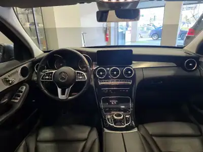 Mercedes-Benz C 300 2020 - 30980 EUR, 98799 km - AUTO.MOTO.pt - 98799km - foto 21 de 47