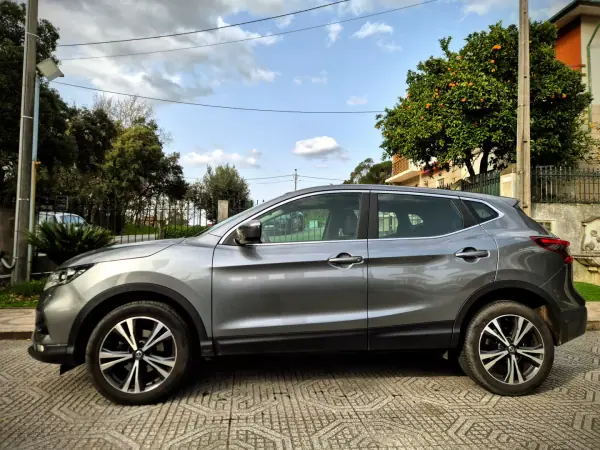 Nissan Qashqai 2017 - 18000 EUR, 112000 km - AUTO.MOTO.pt - 112000km - foto 6 de 20