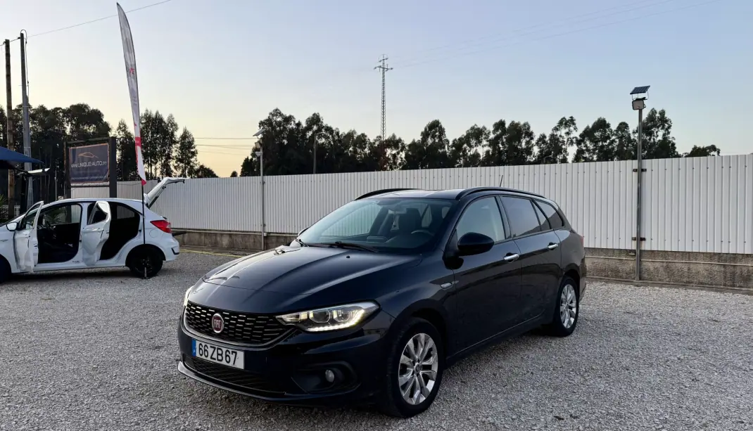 Fiat Tipo Station Wagon 2019 - 12900 EUR, 137000 km - AUTO.MOTO.pt - 137000km - foto 9 de 43
